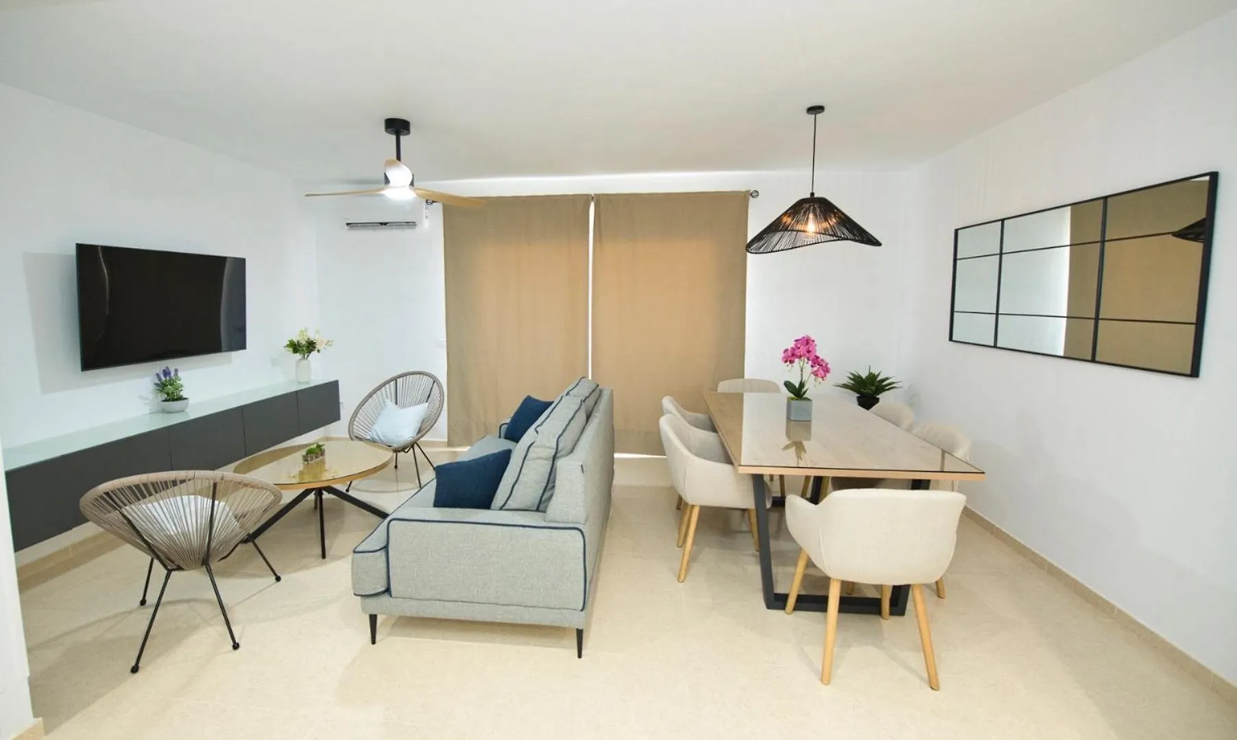 Coin Premium San Cristobal Apartment