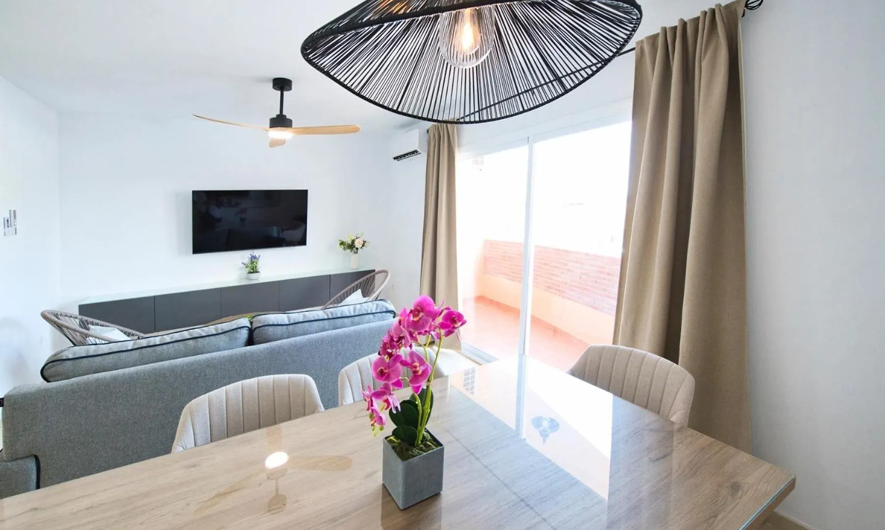 Coin Premium San Cristobal Apartment