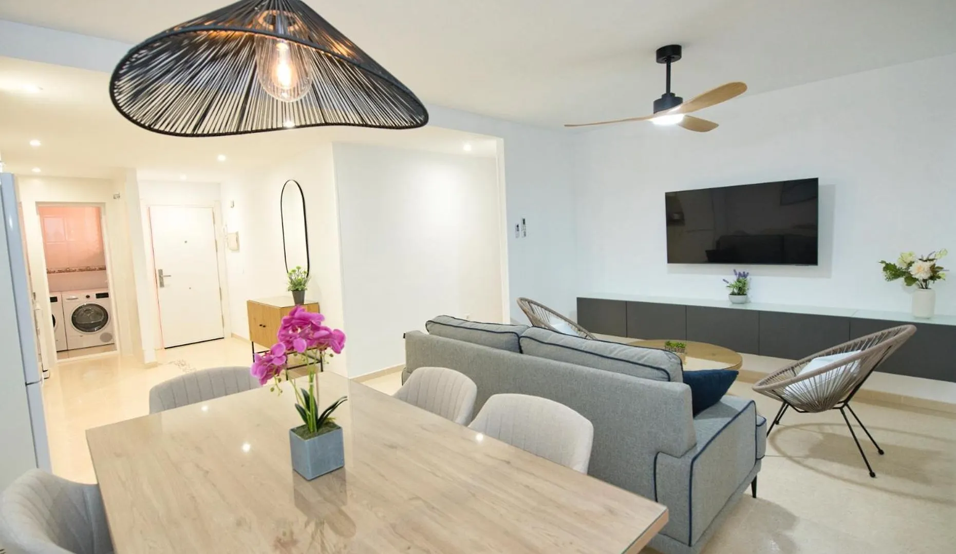 Coin Premium San Cristobal Apartment