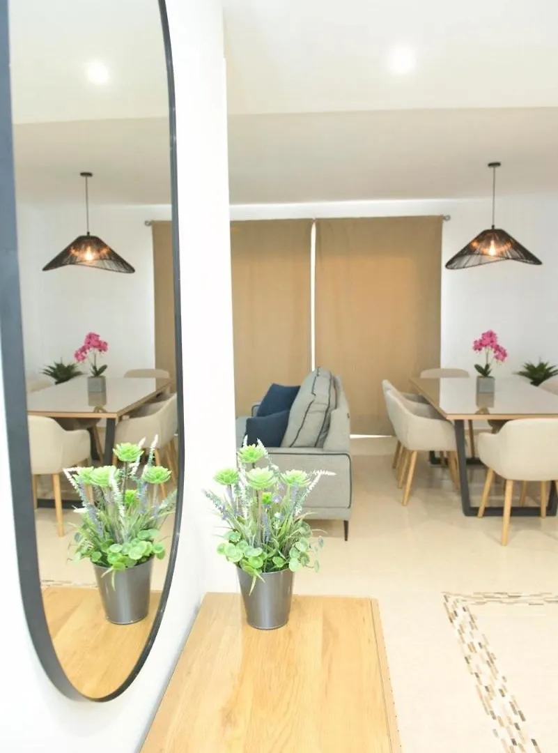 Coin Premium San Cristobal Apartment