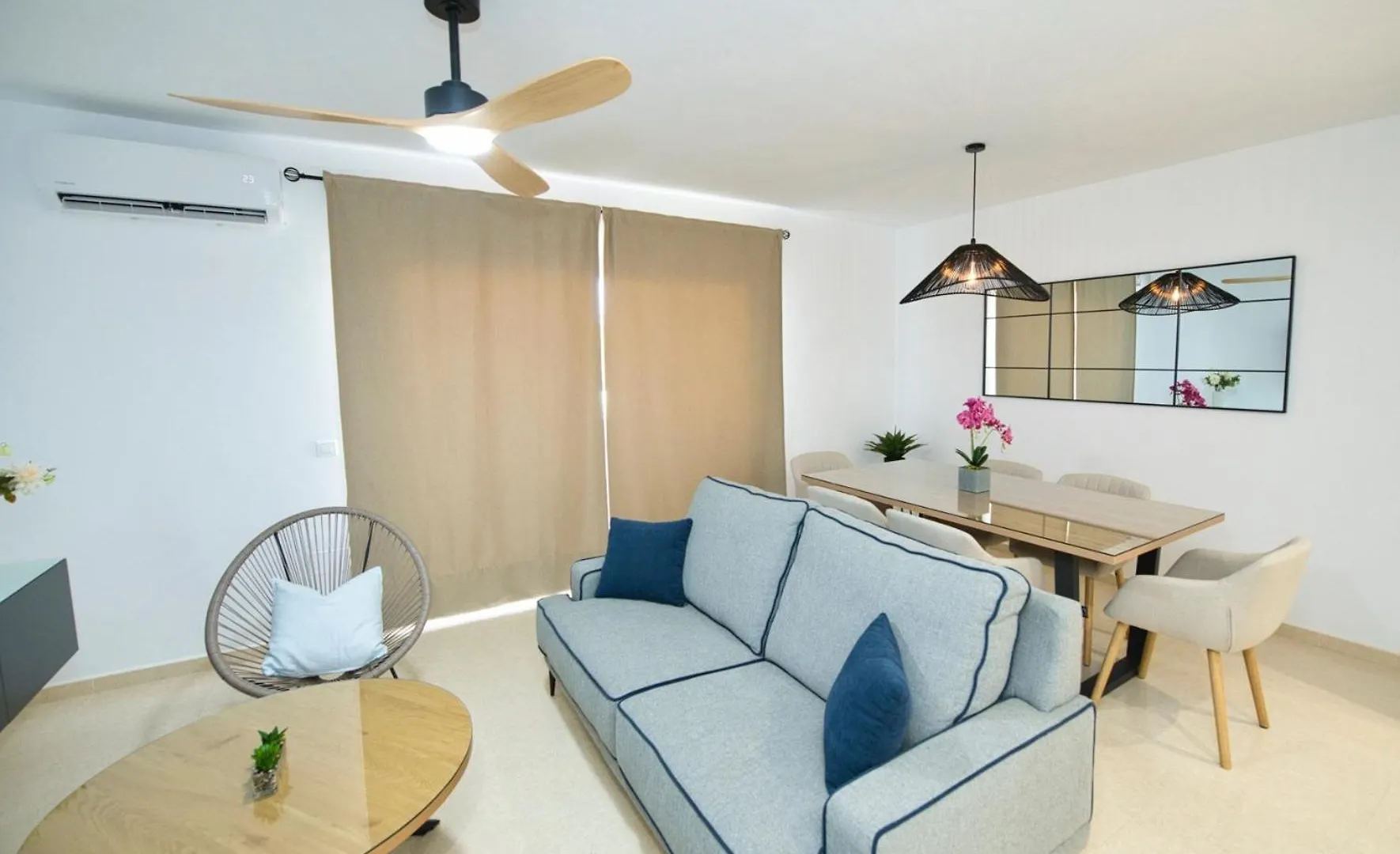 Coin Premium San Cristobal Apartment