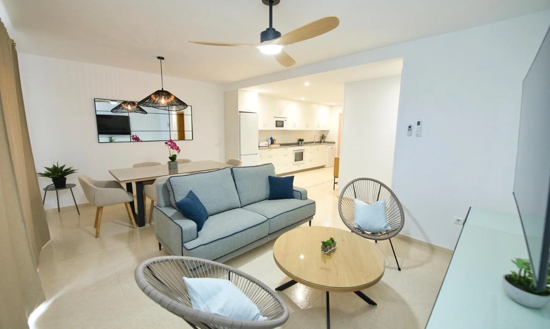 Coin Premium San Cristobal Apartment